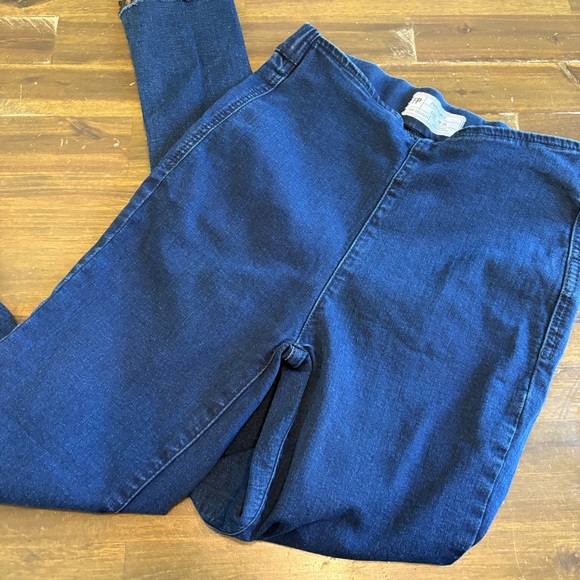 Free People Pull On Jeans Jeggings Skinny Raw Hem Dark Blue 26 Stretch Comfy - Picture 3 of 8
